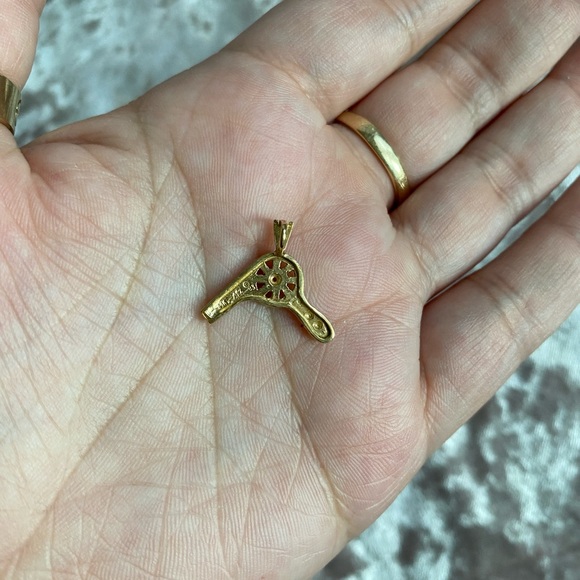 14K Gold Michael Anthony Blowdryer Pendant - Picture 4 of 4